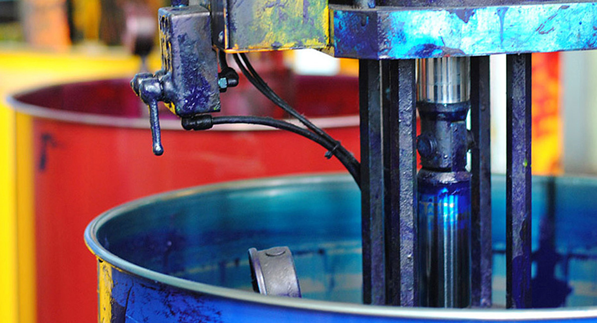 La maggior parte delle Vernici di Produzione Industriale contengono solventi chimici che rilasciano VOC